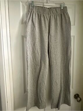 Forever 21 Light Gray Cozy Wide-Leg Sweatpants Size M